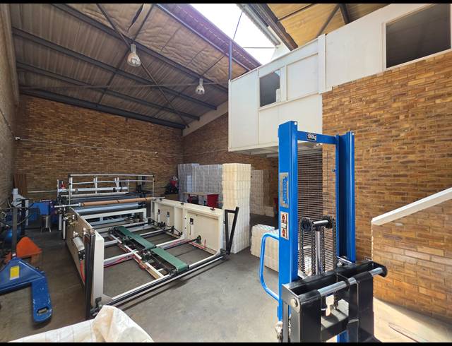 151M² MINI FACTORY FOR SALE IN KYA SANDS